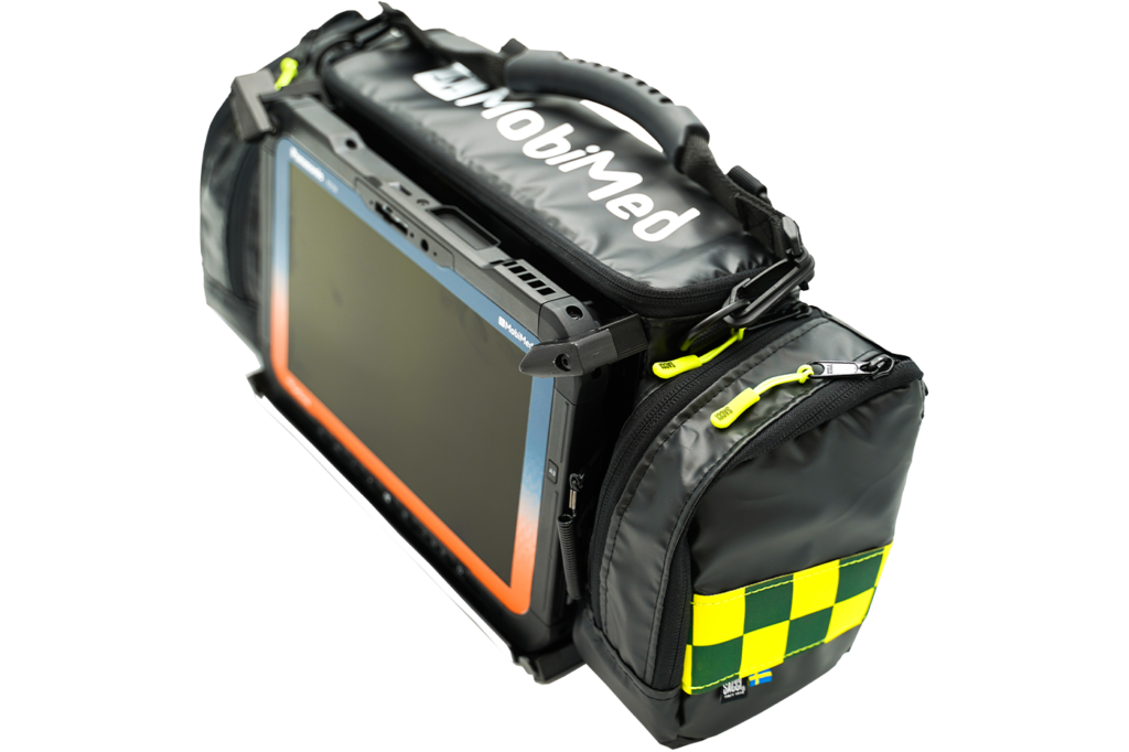 Picture of MobiMed together with the product bag from Sacci and the tablet from Panasonic creating a perfect product for the ambulance service format 1400x933