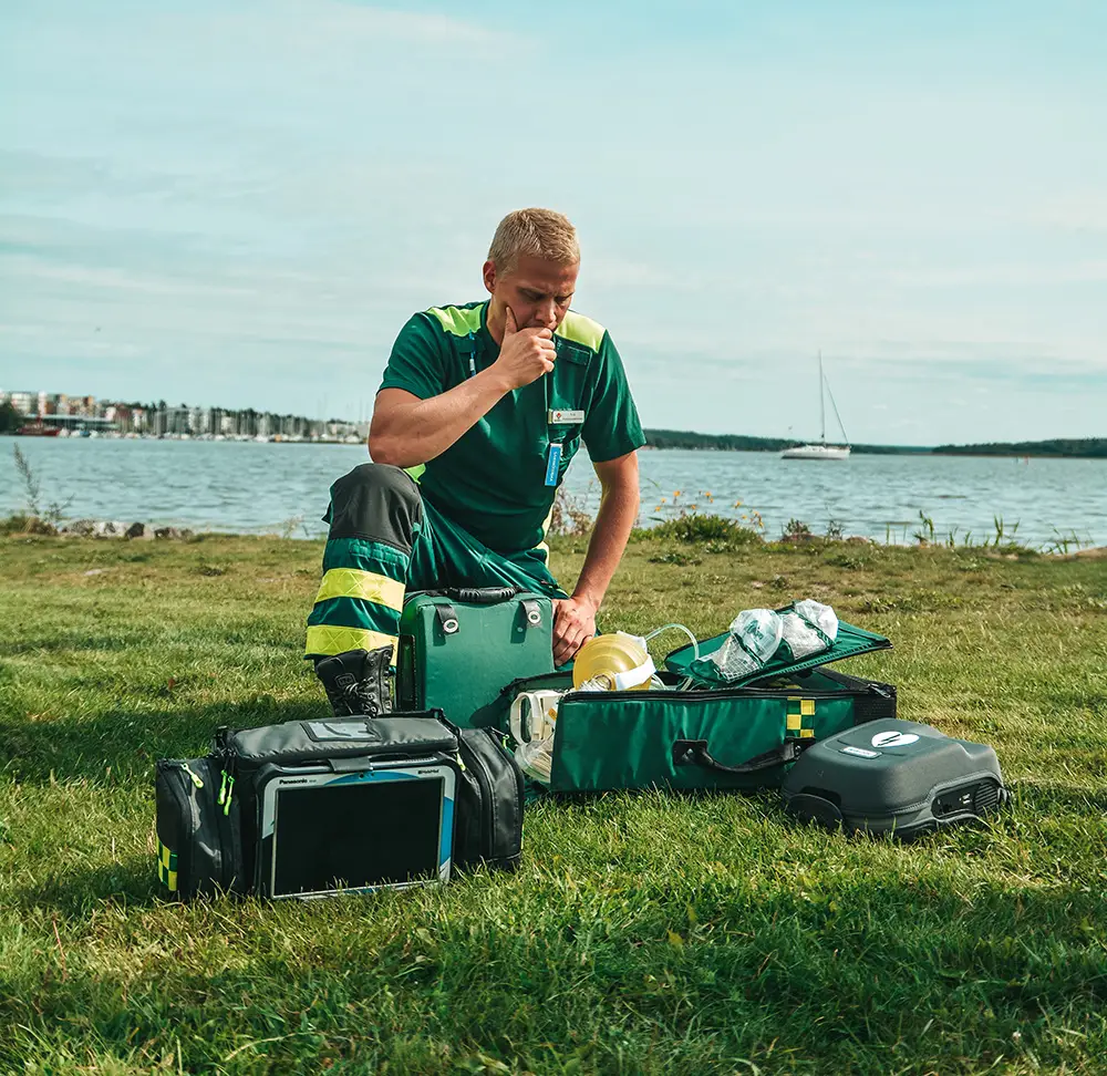MobiMed in action ambulance worker